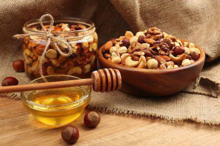 Honey, Bread and Apple Spas: daty świąt, ich zwyczaje i tradycje