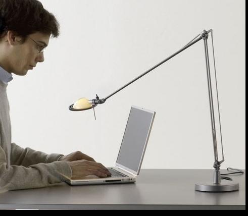 Biurko lampy - przenośne źródło światła