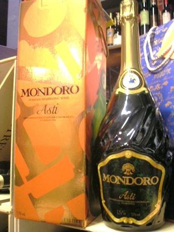 Champagne Mondoro - włoskie wino najwyższej jakości