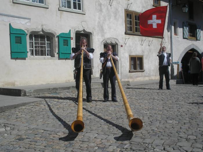 jaki język jest w Szwajcarii