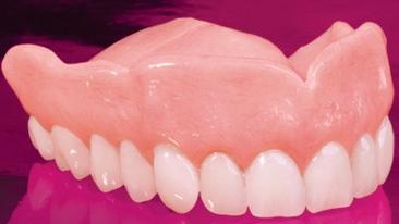 Co stomatolodzy zalecają, gdy trzeba wstawić zęby?